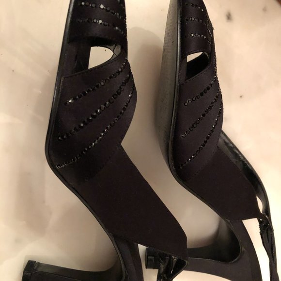 Nina Black Slingback, Dress Shoes size 9M - Picture 7 of 7
